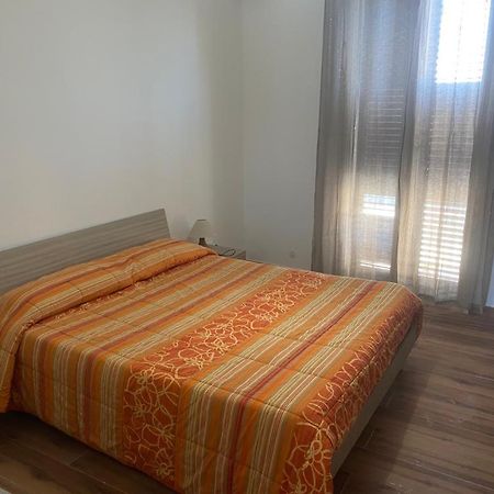 La Casa Di Nonna Dina Villa Syracuse Buitenkant foto